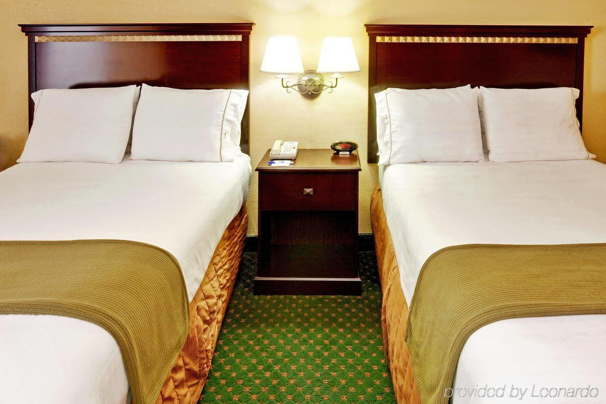 Holiday Inn Express Memphis Medical Center - Midtown By Ihg Esterno foto